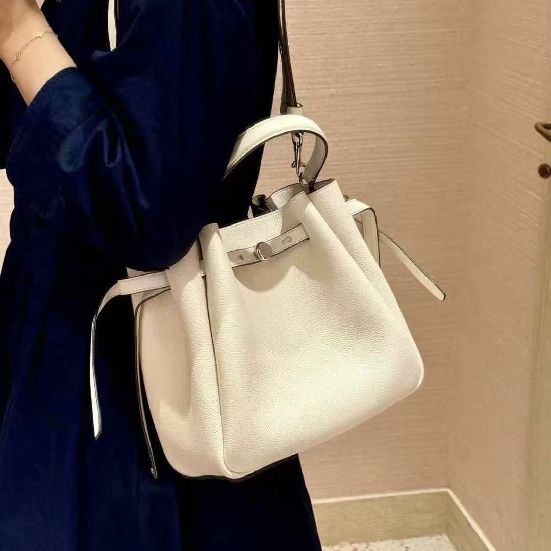 严选塔尖2025秋冬老花ROMY T MONOGRAM牛皮可调节肩带手提包1031