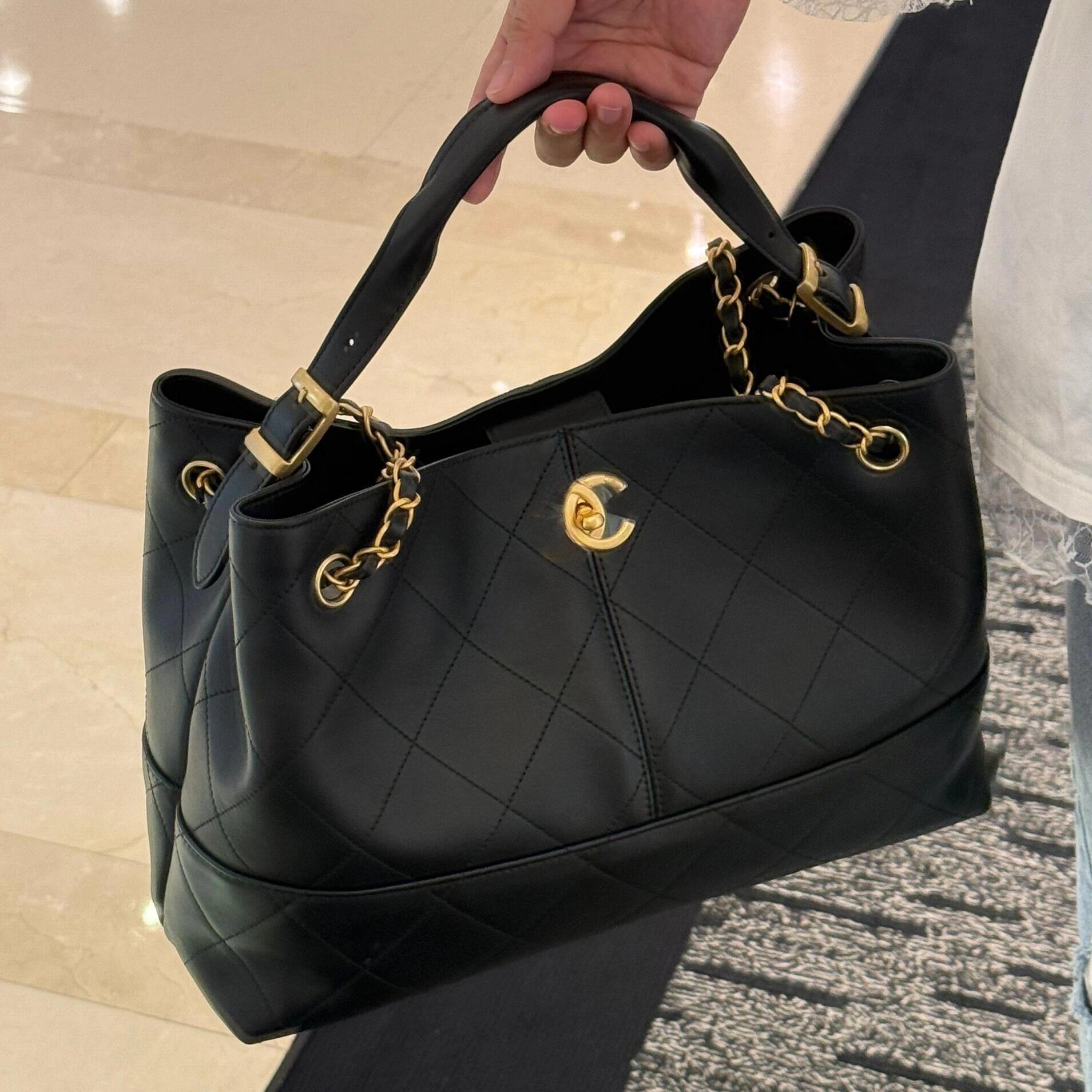 严选塔尖 小香风25A 灰色麂皮拼羊皮黑金双C手拎单肩托特包1221