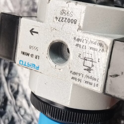 FESTO费斯托减压阀LR-D-MINI，型号S558，工作--议价商品