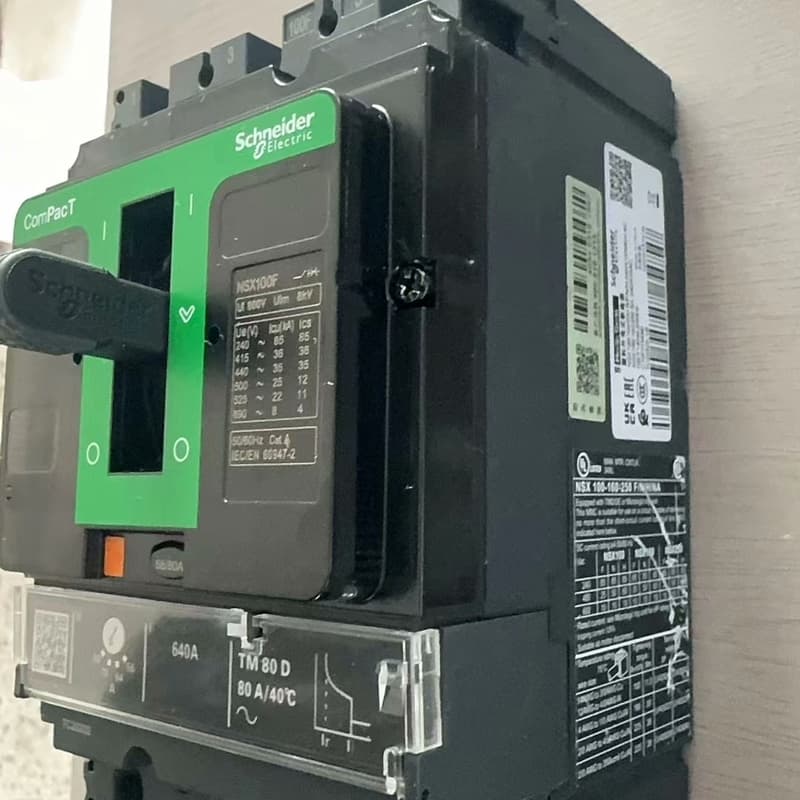 施耐德ComPacT塑壳断路器NSX100F,3P 80A,--议价商品