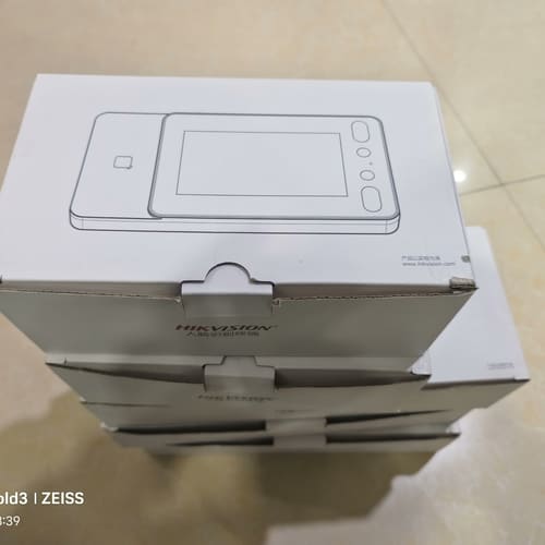 4寸门禁机,项目剩下全新几台特价出,发布实拍,--议价商品