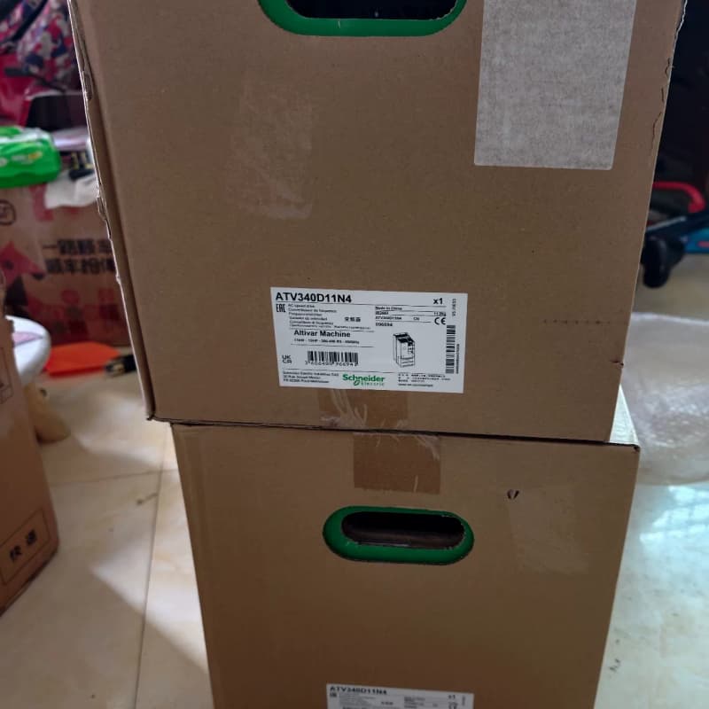 施耐德变频器ATV340D11N4，全新原装正品，11kW，--议价商品
