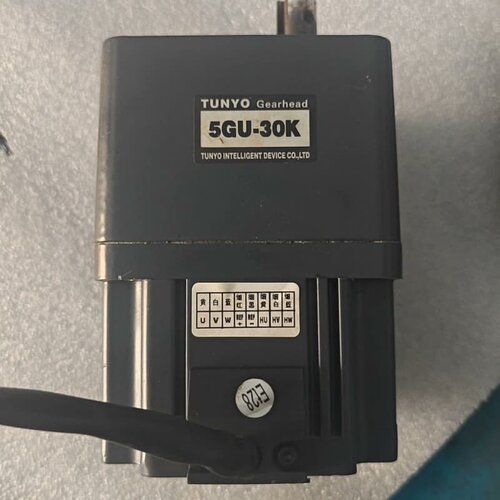 东洋B5-200L18无刷电机+减速箱5GU-30K--议价商品