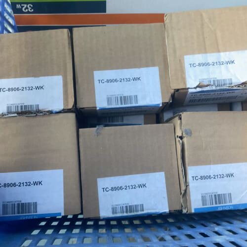 全新江森Johnson controls ddc控制器，型号--议价商品