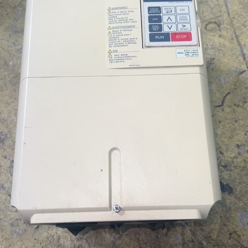 安川变频器15KW，CIMR-G7B4015 原装拆机，已上--议价商品