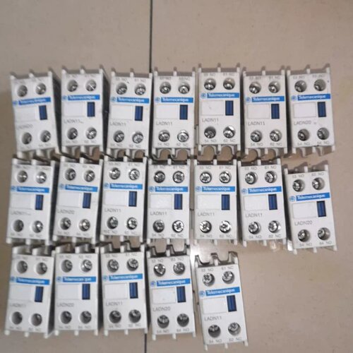 原装拆机施耐德辅助触头LADN11 LADN20--议价商品