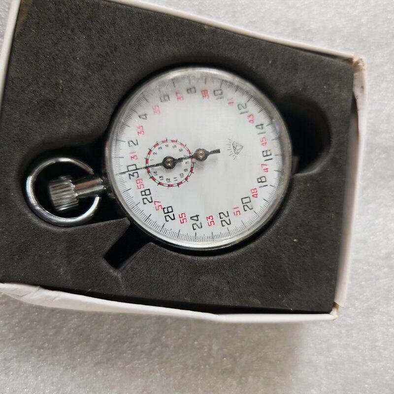 机械秒表,上海星钻秒表厂出品,金属壳,表盘约50mm,--议价商品