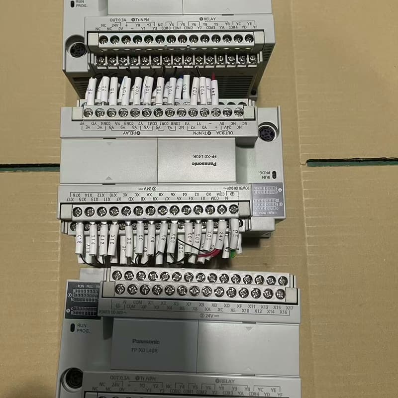 松下Panasonic FP-X0 L40R PLC控制器--议价商品