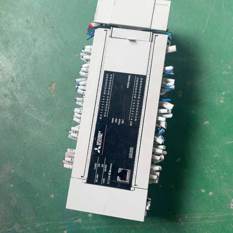拆机原装正品三菱Fx5u-64MT/ES,成色嘎嘎好新,年份--议价商品
