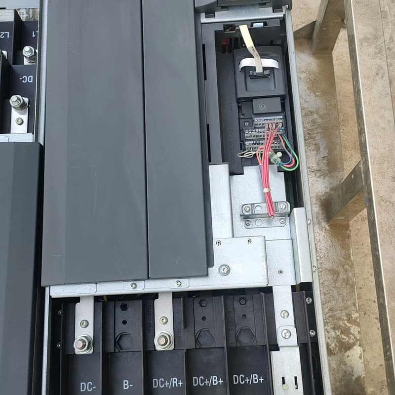 西门子430-75KW变频器两台,成色可以,功能包好,一台缺--议价商