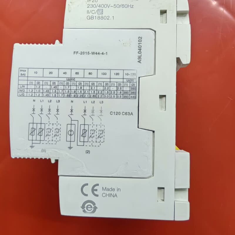 施耐德浪涌保护器IPRU40，4P四极，40KA防护等级，3--议价商品