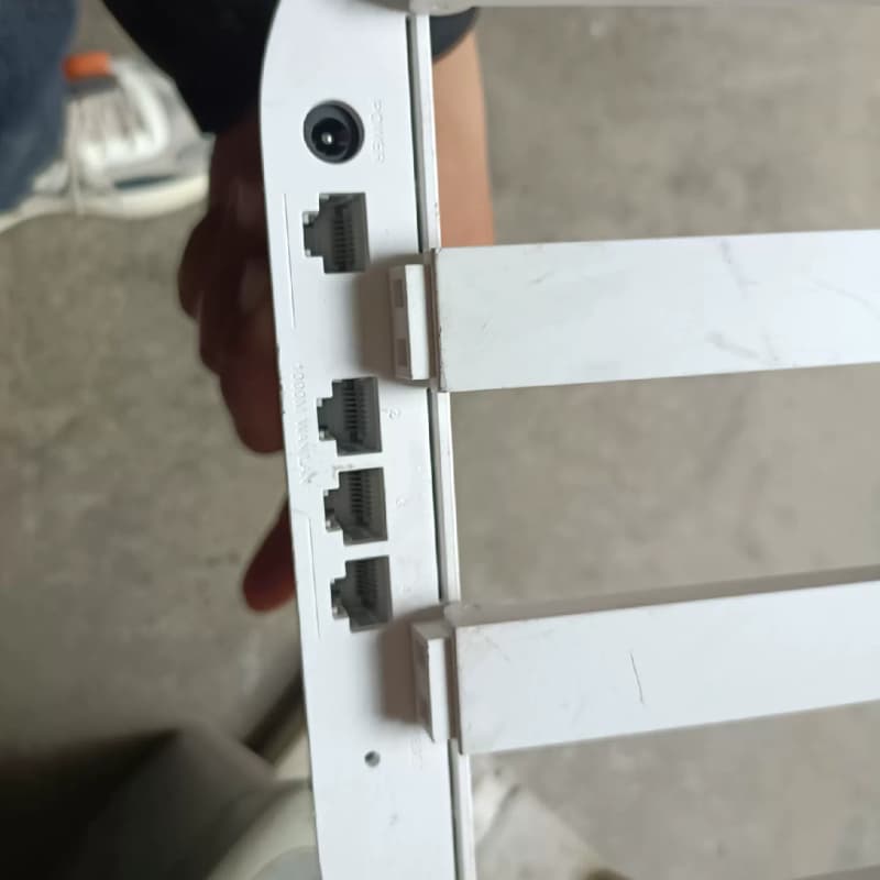 一台二手拆机1200Mbps无线路由器,型号:WS520--议价商品