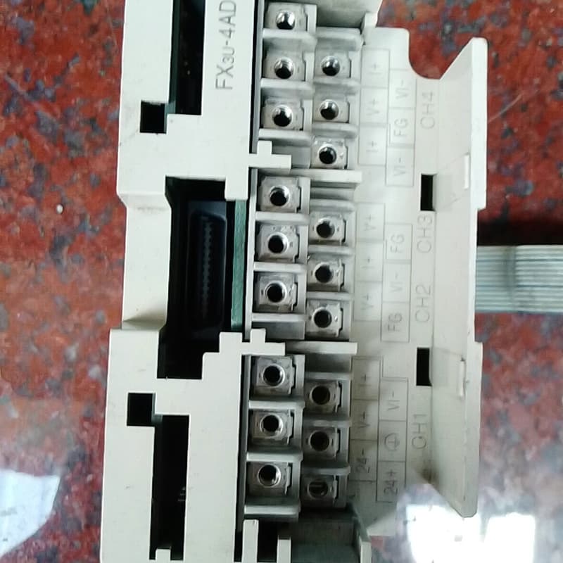 三菱PLC模拟量模块FX3U-4AD--议价商品