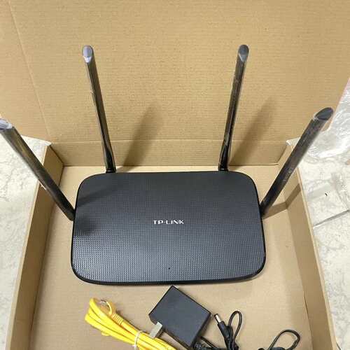 TP-LINK5620千兆版，千兆双频，无线路由|||器12--议价商品