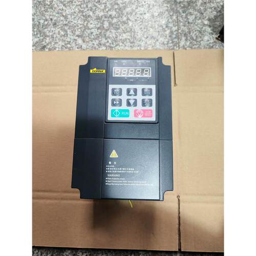 东菱变频器：DLB1-02T4G