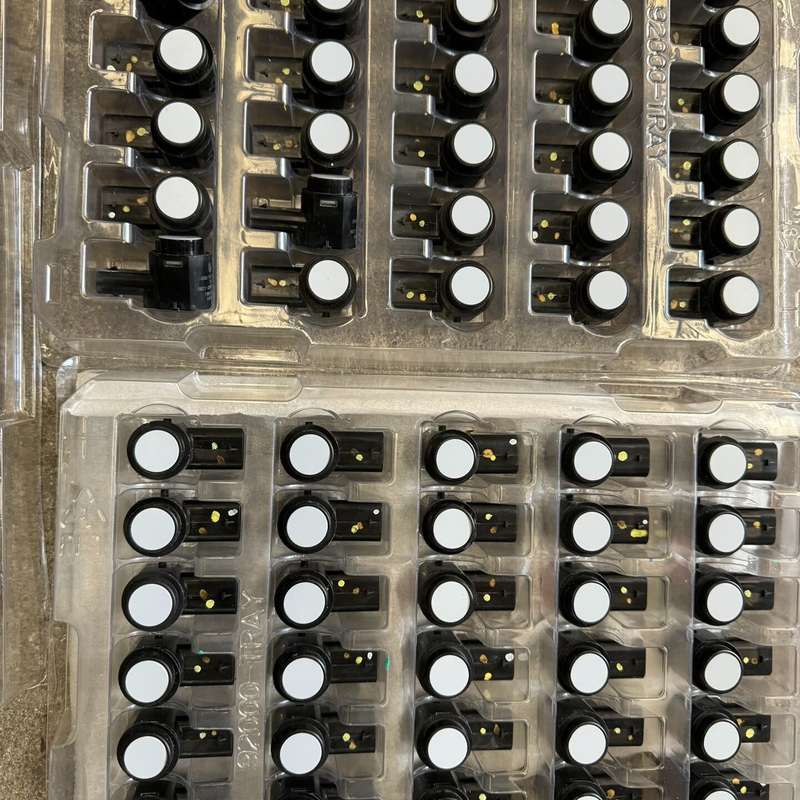 倒车雷达 原厂全新 通用车型在最后一张图片里 副厂也--议价商品