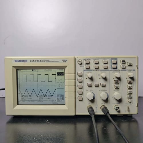 二手闲置双通道100M示波器，Tektronix泰克TDS1--议价商品
