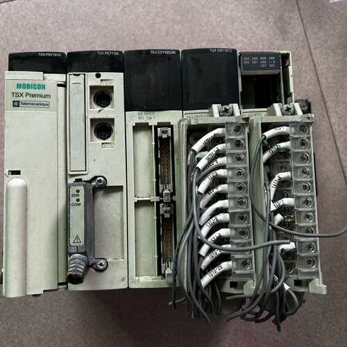 施耐德TSX P57104M 一台--议价商品