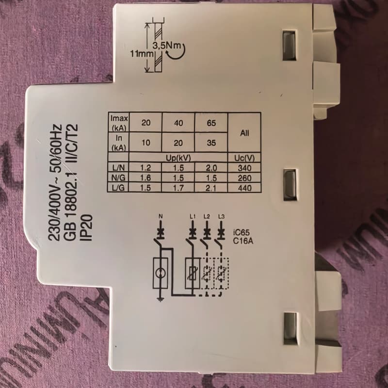 施耐德Easy9浪涌保护器,4P四极,Imax 20kA,型--议价商品