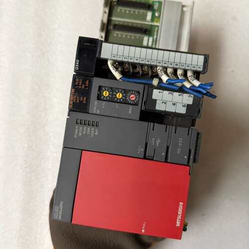 三菱PLC一套，型号Q00UJ CPU+QJ61BT11N模--议价商品