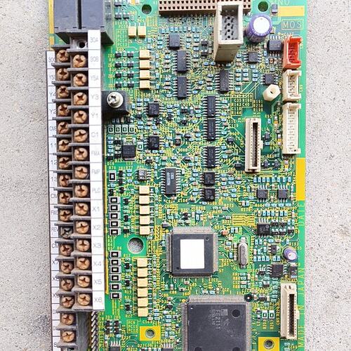 富士变频器主板，EP－3955D，功率可改大--议价商品