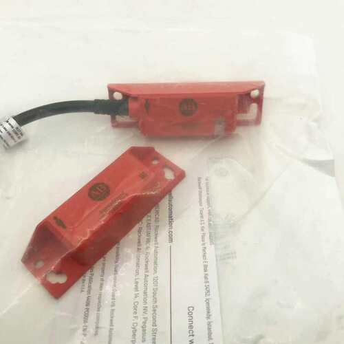 440N-Z21US2H 非接触开关 罗克韦尔AB 全新原装--议价商品