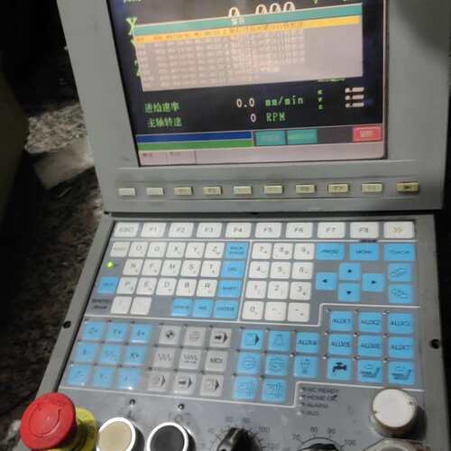 新代SYNTEC 940i系统一套，带SK4操作面板，I/O--议价商品