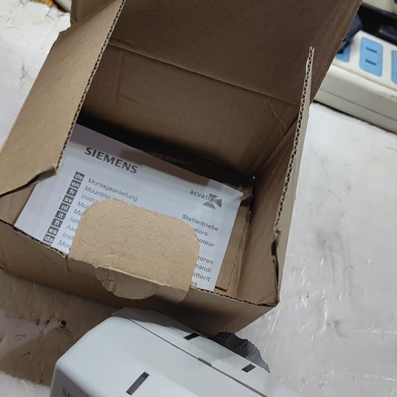 西门子电动二通阀Acvatix SUA21/3三个,实物拍--议价商品