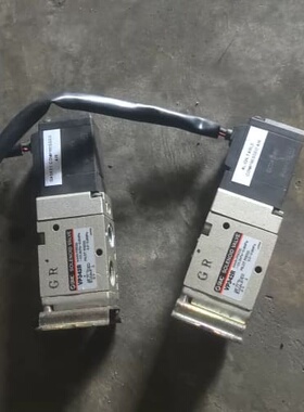 SMC电磁阀VP342R，9.9成新，接口1分牙，24V。--议价商品