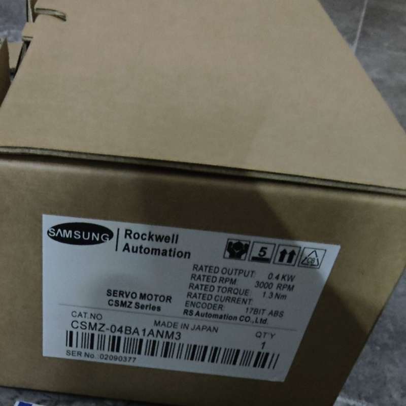 三星伺服电机 CSMZ-04BA1ANM3，日本制造，带包装--议价商品