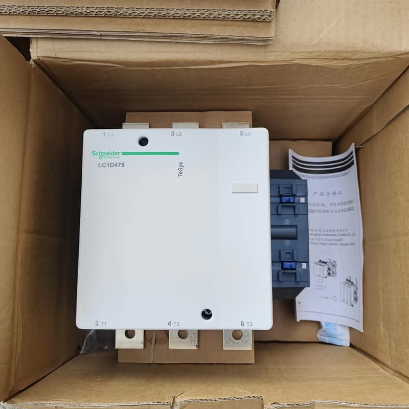 施耐德LC1D475M7C接触器，全新原装正品，数量10台，--议价商品