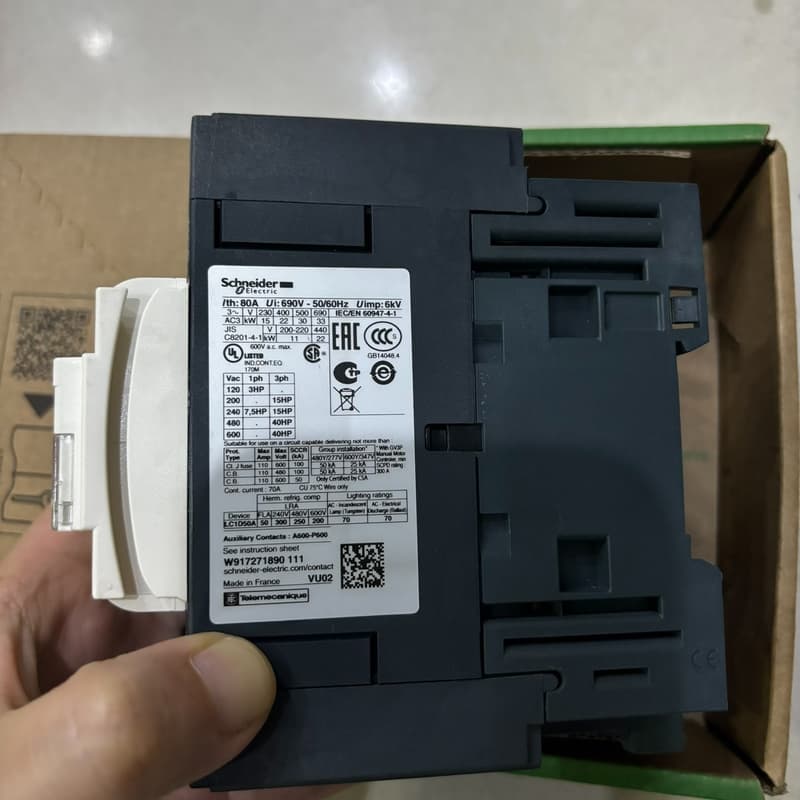 施耐德LC1D50ABD交流接触器,50A,线圈DC24V,--议价商品