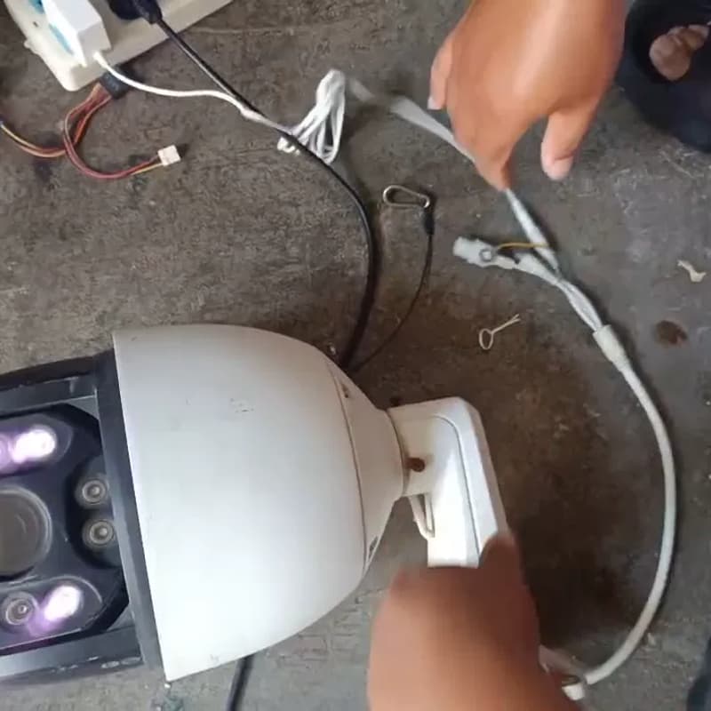 两台二手中维世纪球型机，成色如图，通电测试如视频，其他不--议