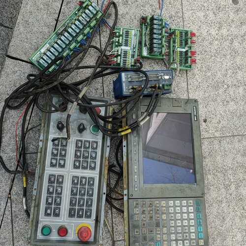SYNTEC10MB系统一套包好 带原装SK442M键盘面板--议价商品