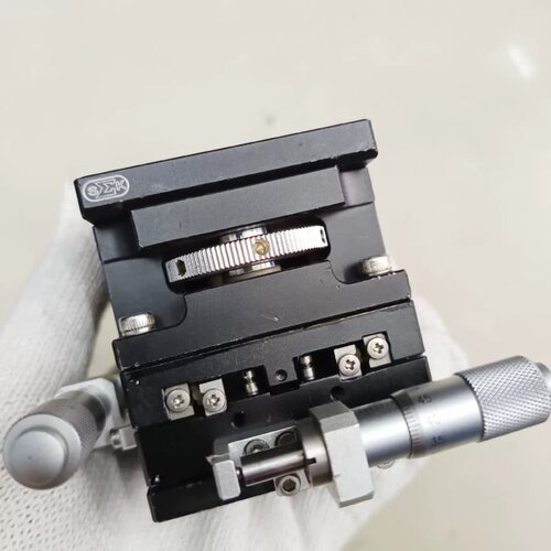 XYZ三轴手调微调平台XY轴精密手调台面60*60mm行--议价商品