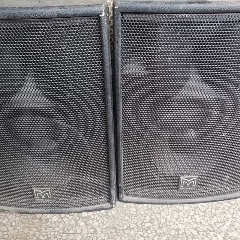 玛田款 F8音箱一对，夹板箱体，原装正常使用，实物图--议价商品