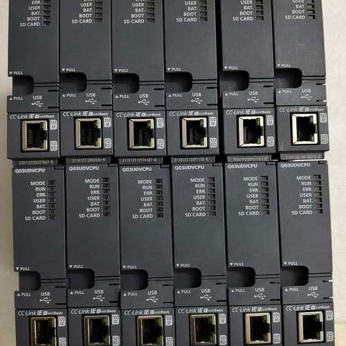 菱Q03UDVCPU模块，原装拆机，成色几乎全新，外观很新--议价商品