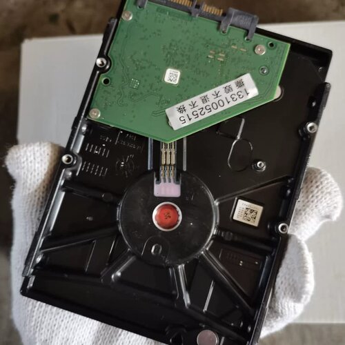 希捷3TB台式机硬盘，型号ST3000DM001，3.5寸S--议价商品
