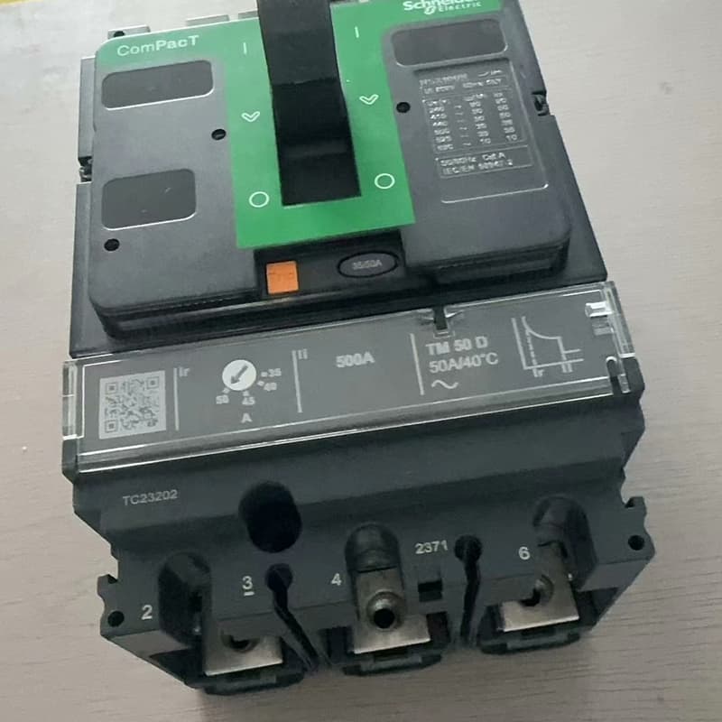 施耐德ComPacT塑壳断路器NSX100A，3P三相，50--议价商品