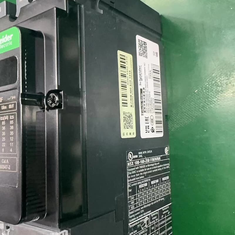 施耐德ComPacT塑壳断路器 TM63D,3P三相,63A--议价商品