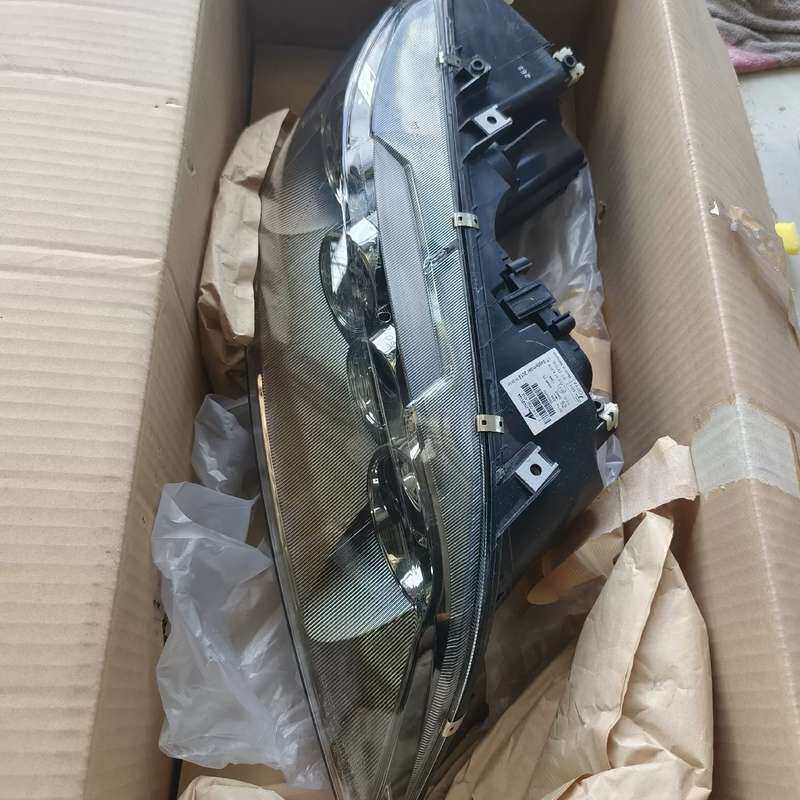 厂大灯总成,马六全系大灯都有,型号不同,价格不同,--议价商品