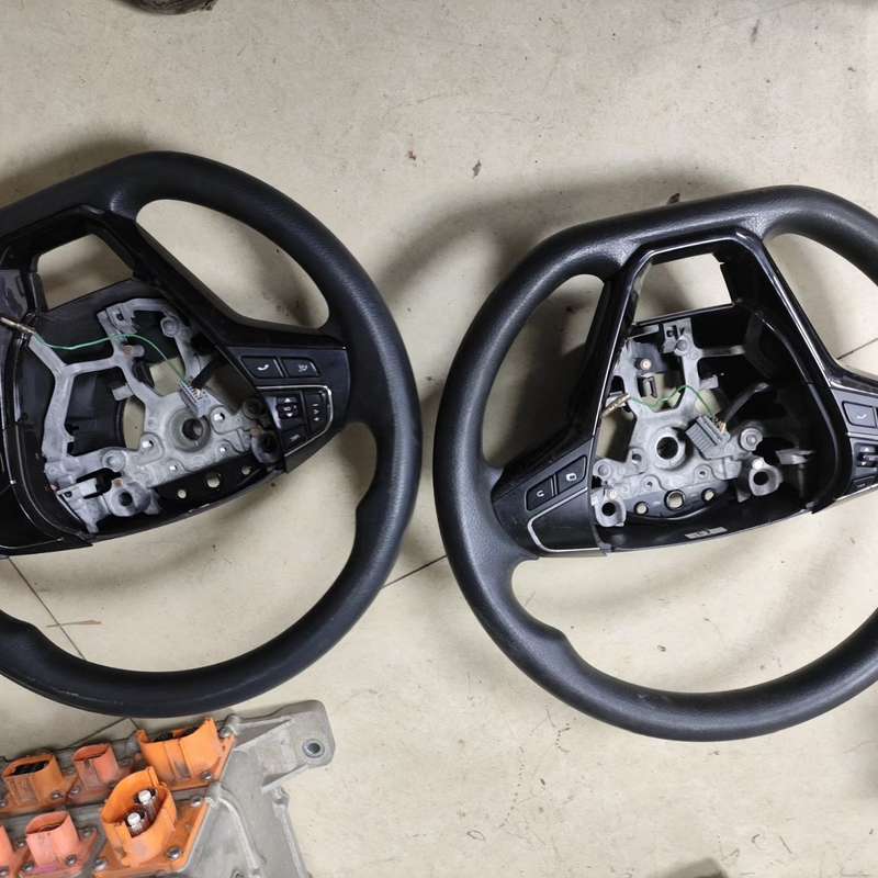 D60 EV原装方向盘总成,多功能按键,原厂拆车件,成色--议价商品