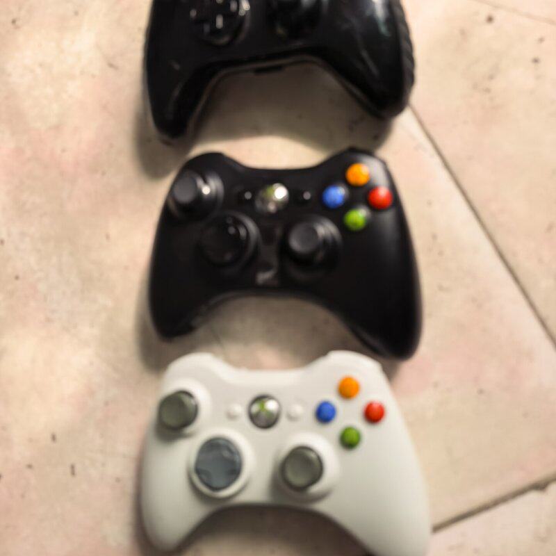 微软Xbox 360原装无线手柄 !白色款--议价商品