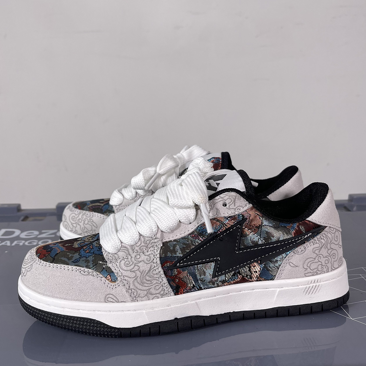 新款男鞋ins潮流小众设计板鞋