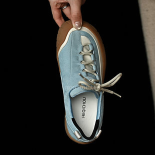 何其丑蓝色圆头平底系带百搭休闲鞋女新款厚底户外运动鞋平底女鞋