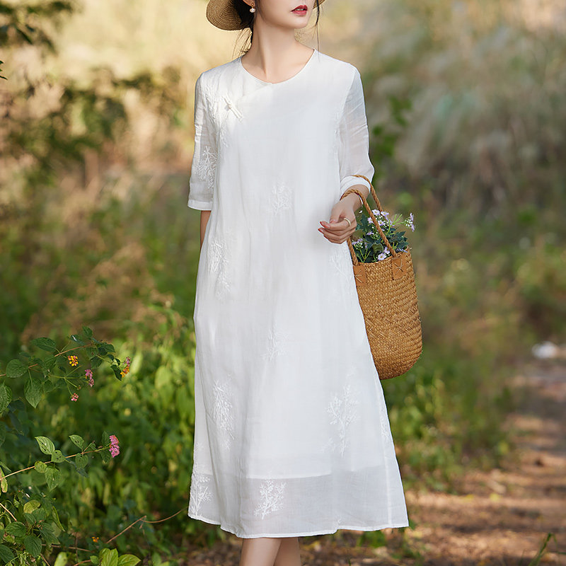 2025新款茶服裙子长裙苎麻连衣裙