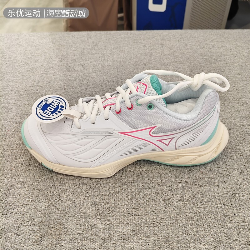 夏季新款男女耐磨防滑羽毛球鞋