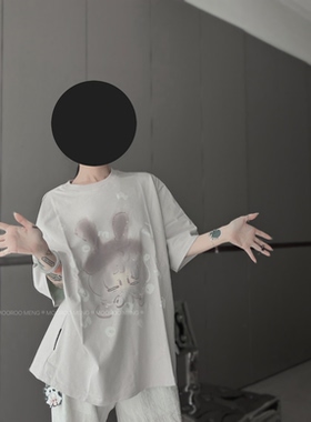 mooroo meng春季新款撞色奶灰色兔兔宽松圆领重磅精梳棉T恤