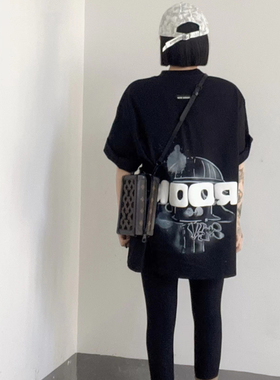 MOOROO春季新品300克重磅100%新疆棉可盐可甜宽松印花黑色短袖T恤