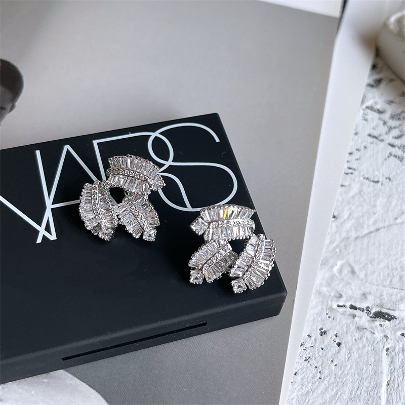 欧美复古重工锆石树叶造型 925银针设计感精致百搭性感大耳钉耳环